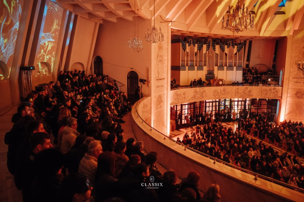 Classix-2025_Day-1-@-Robert-Antal_2-624x416 Debutul celei de-a șasea ediții Classix Festival 2025
