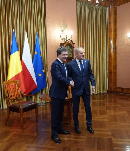 img_5038-1-456x530 Nicuşor Dan, vizită strategică la Varşovia: întâlnire cu Donald Tusk şi participare la Marşul Milionului de Inimi
